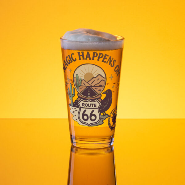 Magic Happens Shaker pint glass